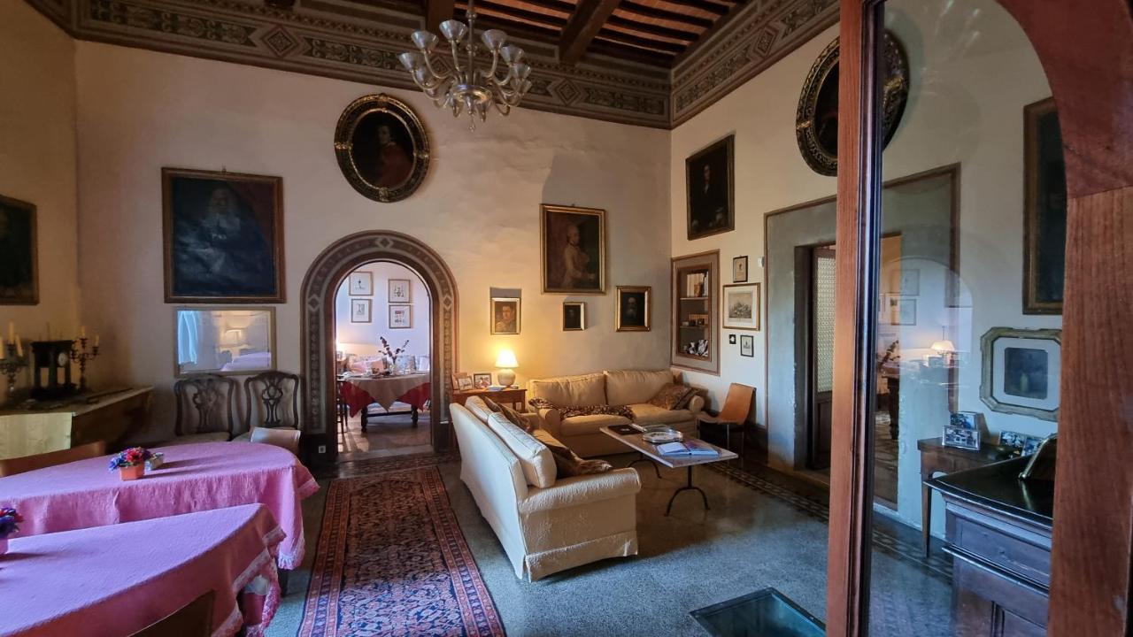 Bella Di Ceciliano Bed & Breakfast Arezzo Bagian luar foto