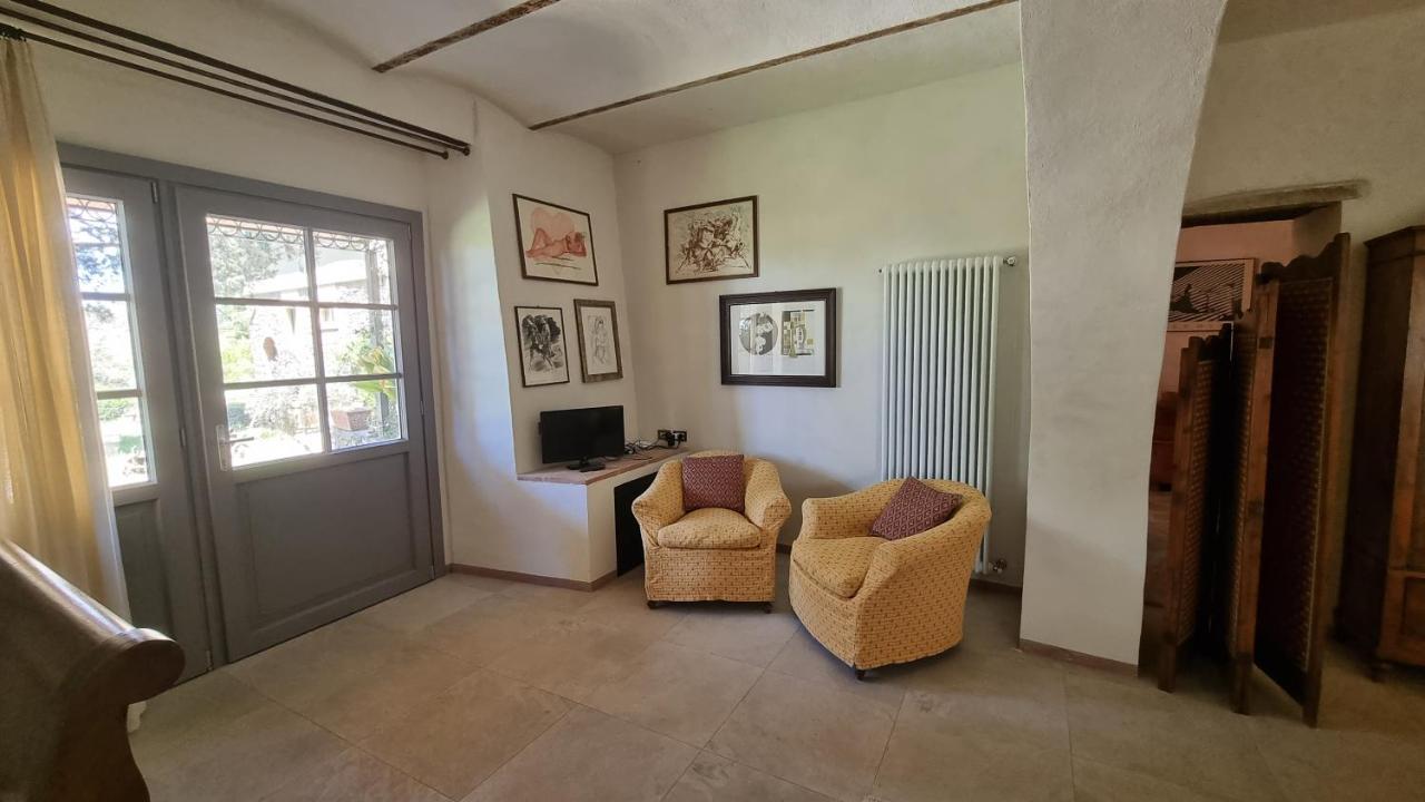 Bella Di Ceciliano Bed & Breakfast Arezzo Bagian luar foto