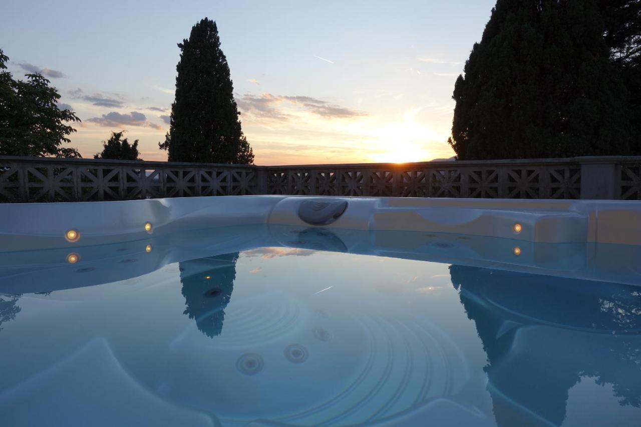 Bella Di Ceciliano Bed & Breakfast Arezzo Bagian luar foto