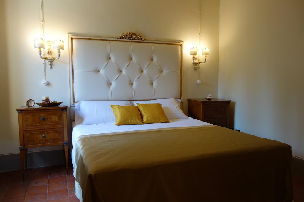 Bella Di Ceciliano Bed & Breakfast Arezzo Ruang foto