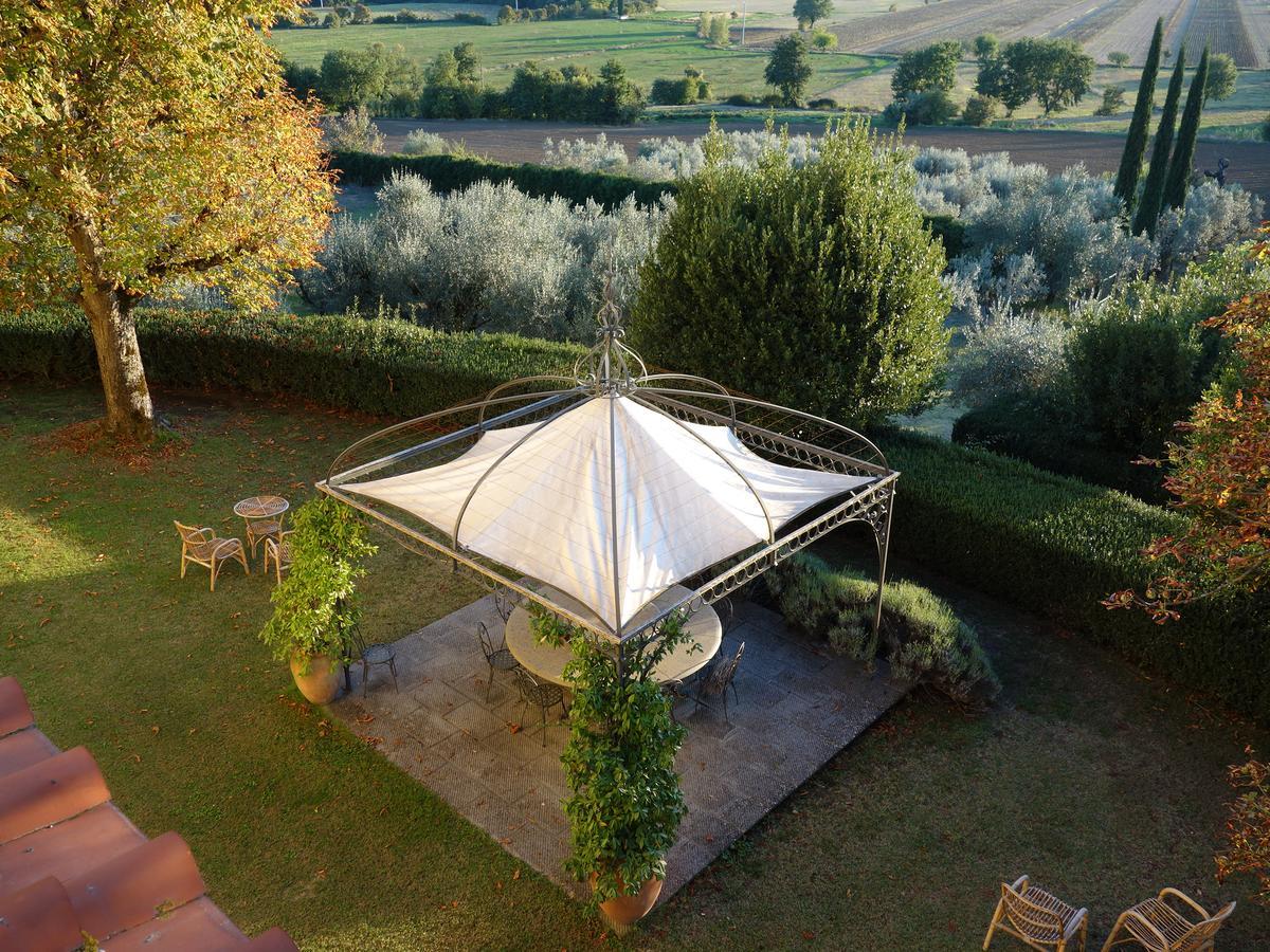 Bella Di Ceciliano Bed & Breakfast Arezzo Bagian luar foto